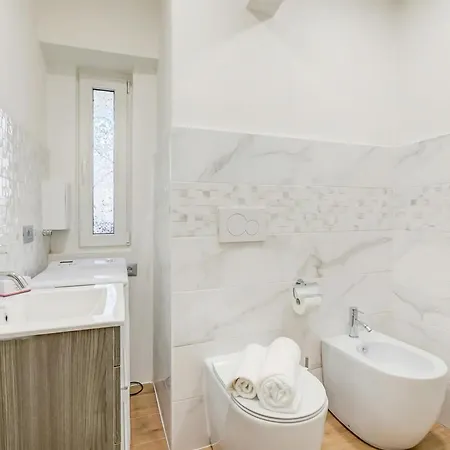 아파트 Patty New In Center - Happy