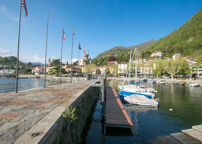 Patty New In Center - Happy *