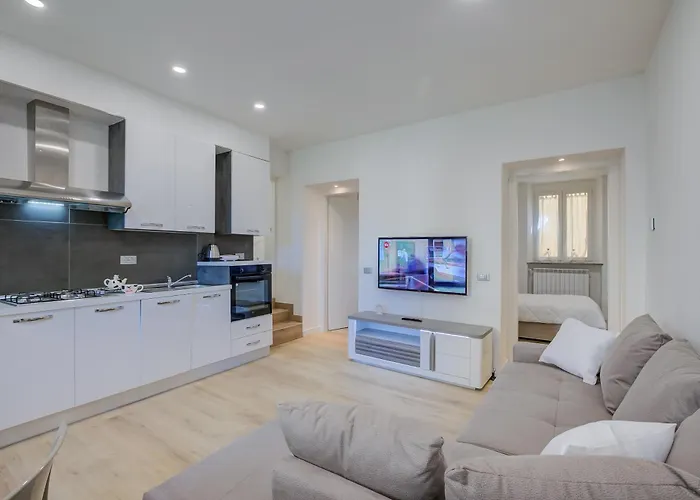 Apartman Patty New In Center - Happy Laveno-Mombello